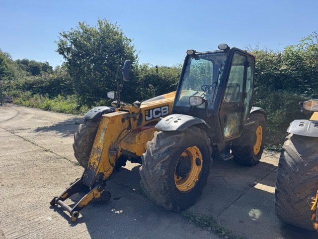 JCB 526-56