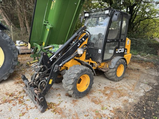 JCB 403 plus